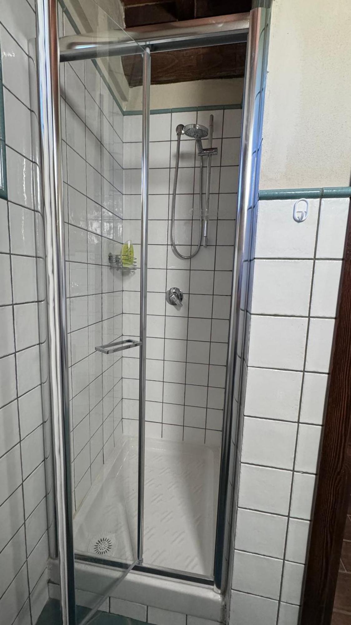 Appartamento Isenesi Gambassi Terme Bagian luar foto