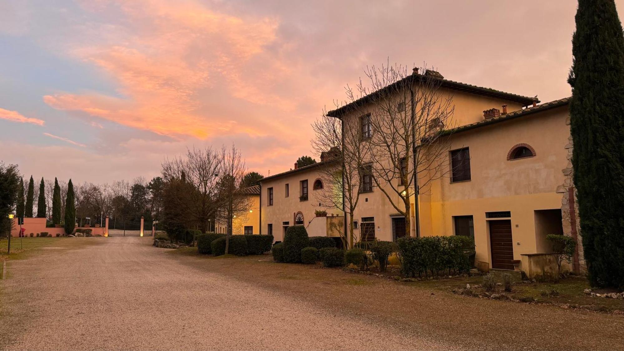 Appartamento Isenesi Gambassi Terme Bagian luar foto