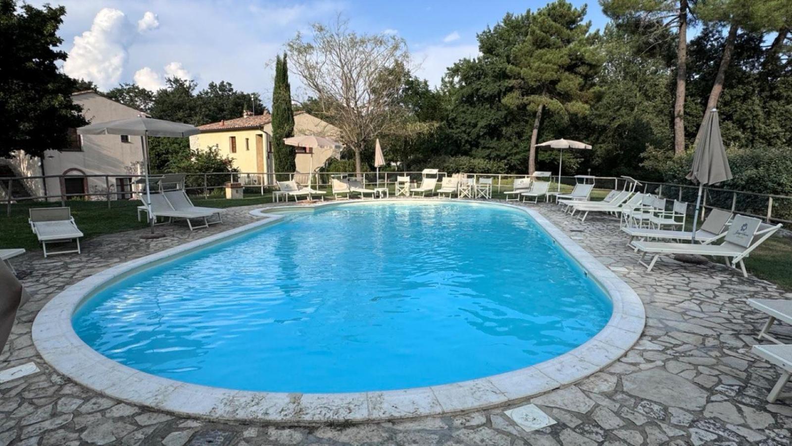 Appartamento Isenesi Gambassi Terme Bagian luar foto
